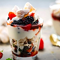 Pavlova u čaši - 109